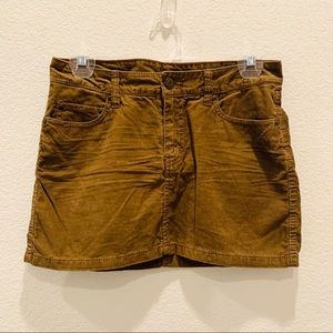 🆕 H&M Corduroy Skirt